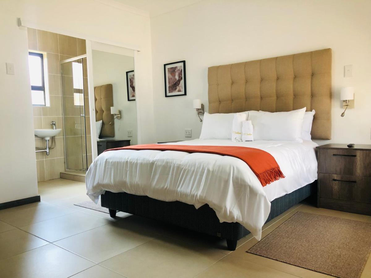 Tranquility Guesthouse Standerton Екстериор снимка