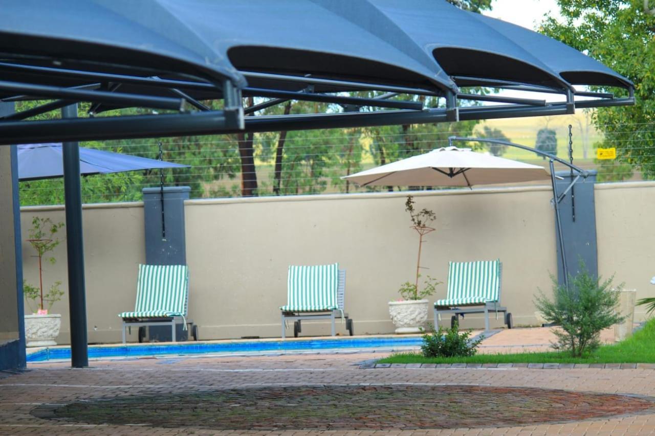 Tranquility Guesthouse Standerton Екстериор снимка