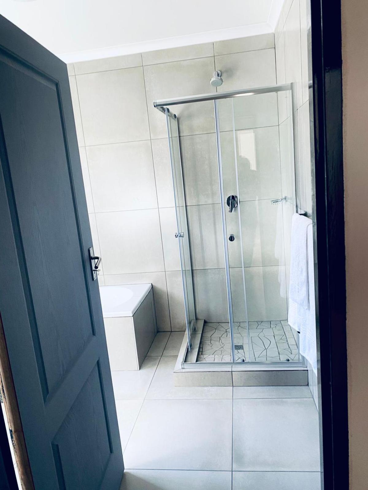 Tranquility Guesthouse Standerton Екстериор снимка